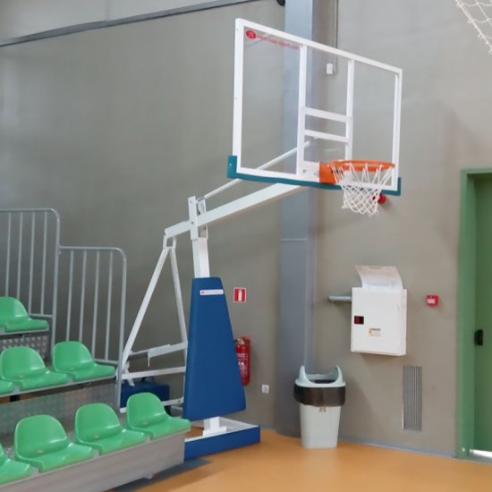 Стойка за баскетбол мобилна плексиглас за зала