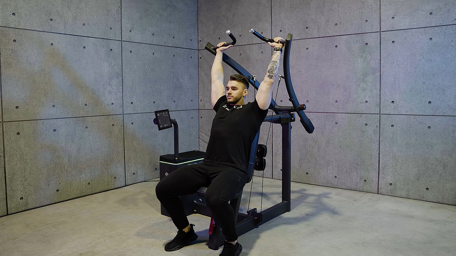 Раменна преса EVOLVE Digital Strength Series